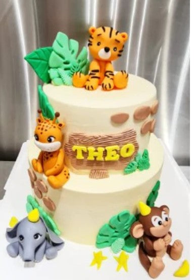 Special Order 8&10 " Safari Theme with 40pcs of animals macarons