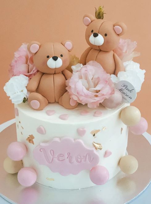 Special order of Veron Bear 2 Tier cake Promo Set
